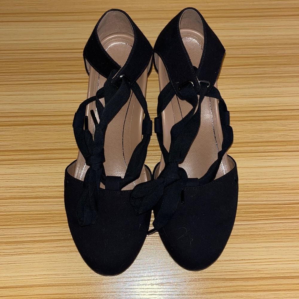 Vionic Women's Closed-Toe Lace-Up Espadrille Wedges / 9.5W